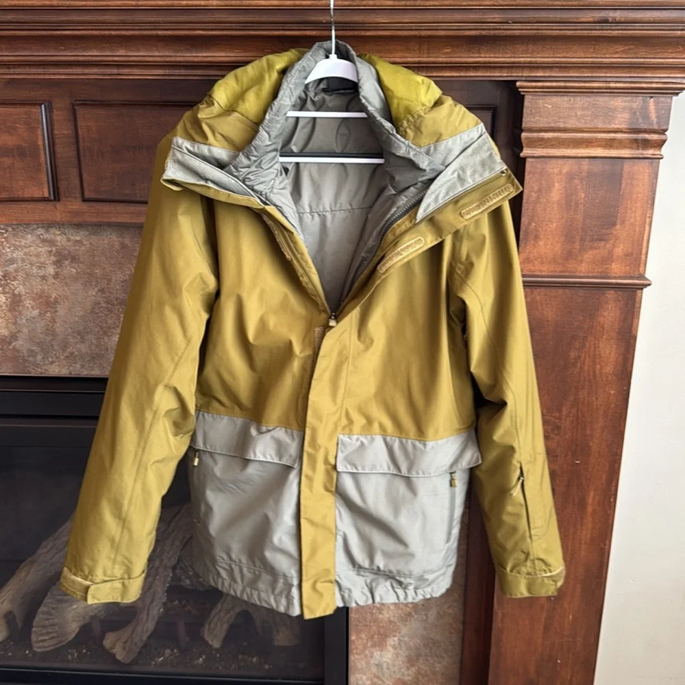THE NORTH FACE Men's CLEMENT TRICLIMATE Jacket Green/Gray SMALL 2 coats in 1
